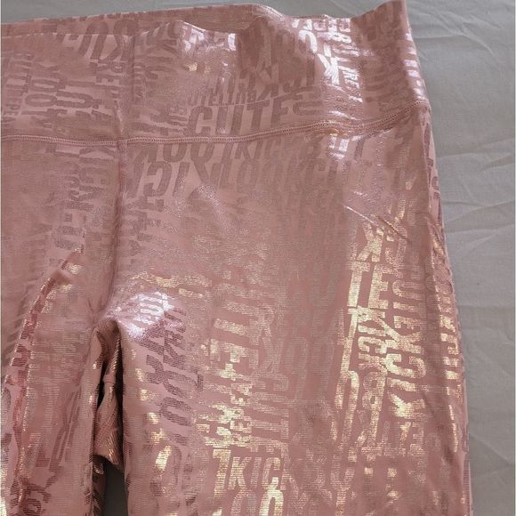 Fabletics Define High-waisted Powerhold Kick Butt Rosebloom Activewear leggings - Picture 6 of 10